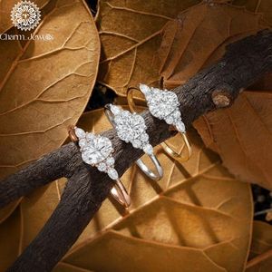 Bague de fiançailles classique pour femme Charm Jewells, trois pierres en moissanite taille coussin, plaqué or 18 carats, sertie à griffes, IGI - Product Image 1