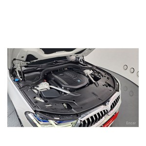 BMW Mayo 2022 GranTurismo GT 630i XDrive M Sport con Cámara Trasera, Caja de Cambios Automática, Volante a la Izquierda, 23,506 km - Product Image 6
