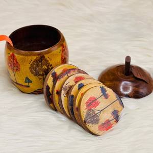 Posavasos de Madera con Forma de Manzana, Posavasos de Madera Natural Resistente al Calor para Bebidas, para Uso en el Hogar, la Oficina o la Mesa - Product Image 4