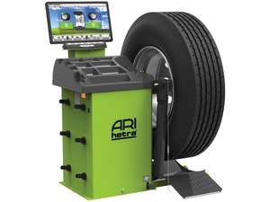 Équilibreuse de roues haute performance pour ateliers automobiles avec affichage numérique et capacité de service efficace des pneus - Product Image 3