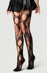 Collants cuissardes écologiques pour femmes, style punk gothique Y2K Harajuku, déchirés, effet usé, maille ajourée, fines et à lanières - Product Image 3