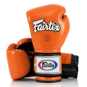 ถุงมือชกมวย Fairtex คุณภาพสูงระดับมืออาชีพ ทำจากหนังแท้  โลโก้สั่งทำได้ กันน้ำ แห้งเร็ว แบบผูกเชือก - Product Image 1