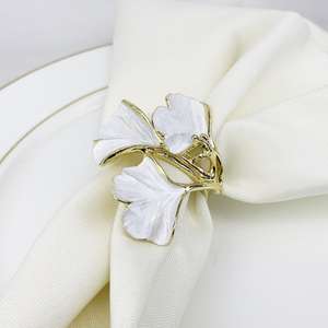 Anillos Decorativos Modernos para Servilletas, para una Mesa de Lujo, Accesorio Premium para Eventos - Product Image 2