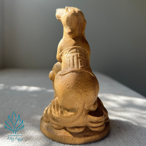 Venta al por mayor: Estatua del Zodíaco Asiático, empaquetada individualmente, estatua de Perro, decoración de mesa, escultura de madera de Agar, arte para sala de estar - Product Image 3