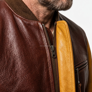 Chaqueta Varsity Casual de Invierno de Cuero Vacuno Natural con Cuello Alto, Estilo Béisbol Letterman, Marrón Dorado, Personalizada al por Mayor - Product Image 3