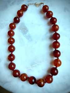 Collares de Moda con Cuentas de Resina en Rosa, Rojo, Marrón, Negro y Amarillo, Forma de Bola de Ágata, Joyería Unisex para Fiestas y Uso Diario - Product Image 3