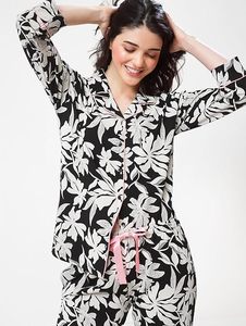 Conjunto de Pijama y Camisa de Manga Larga de Algodón con Estampado Floral para Mujer - Product Image 3