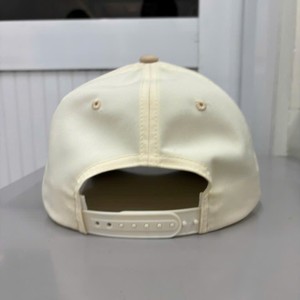Casquette de baseball vintage personnalisée style américain, blanc cassé beige, visière incurvée, logo brodé 3D, respirante, snapback, fabrication OEM Vietnam - Product Image 3