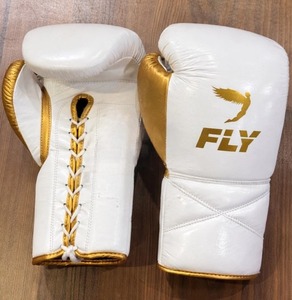 Juego de Boxeo Nuevo de la Marca White Fly, Juego de Boxeo de Cuero Genuino de Alta Calidad, Guantes de Boxeo Nuevos, Kit de Sparring Profesional Hecho a Medida - Product Image 4