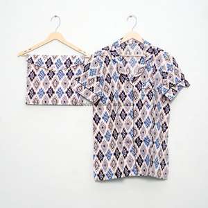 Conjunto de Pijama Corto 100% Algodón Puro, Elegante y Clásico, Estampado a Mano, con Bolsillos, Suave y Transpirable, Ideal para Vacaciones de Verano - Product Image 4