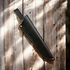 Couteau de chasse artisanal en acier au carbone de qualité industrielle avec manche en bois et étui en cuir pour le camping en plein air - Product Image 3