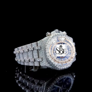 Reloj de Lujo para Hombre, Diseño Moderno, Fabricado con Acero Inoxidable, Moissanita y Diamantes VVS, Completamente Adornado - Product Image 2
