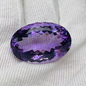 Ametista natural de corte ovalado, 46.53 quilates, piedra preciosa de gran tamaño, calidad AAA, con brillo, buen color, corte y pulido perfectos a precio económico. - Product Image 1