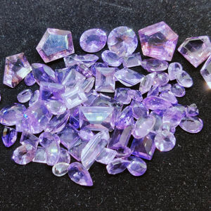 พลอยอเมทิสต์สีม่วงหลวมเจียระไนแบบเหลี่ยมเพชรพลอยธรรมชาติ100% อัญมณีขนาดเทียบขนาดสำหรับการทำเครื่องประดับ - Product Image 1