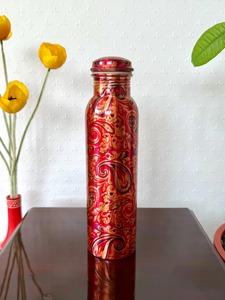 Elegante Botella de Agua de Cobre para Dormitorio, Botella de Cobre Puro de Alta Calidad con Tapa Hermética, Ideal para Hidratación y Bienestar - Product Image 6