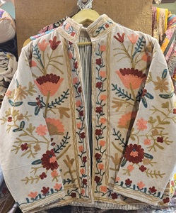 Chaquetas de Terciopelo con Bordado Suzani, Chaquetas Bohemias Suzani, Chaquetas Bordadas - Product Image 3