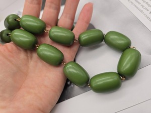 Premium Resin Beaded <b>Necklace</b> Vintage Style Geometric Pattern Colorful Lightweight <b>Statement</b> Party Green Resin Beaded <b>Necklace</b> - Product Image 1