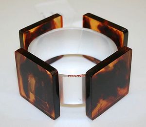Artistic Epoxy Resin Chain With Brass Bangle Stack for Women Daily Wear Party Festive <b>Boho</b> Fashion Jewelry <b>Bracelet</b> Cuff - Product Image 6