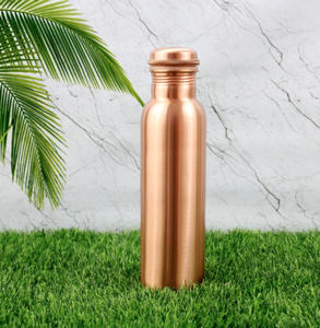 Juego de Regalo de Hidratación de Cobre Sólido con Acabado Antiguo Tradicional y Diseño de Mandala, con Frasco y Vasos, para el Hogar y la Oficina - Product Image 4