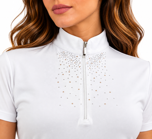 Chemise d'équitation pour femmes, blanche, à manches courtes, pour compétition, col montant, fermeture éclair quart de tour, détails en strass - Product Image 2