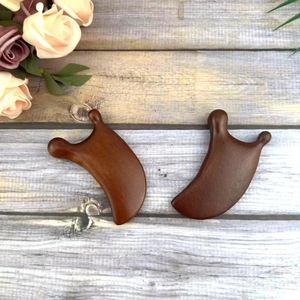 Masajeador Facial Gua Sha de Madera Rústica Ecológica con Madera de Acacia Sólida para Relajación Muscular - Regalo de Año Nuevo - Product Image 6