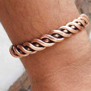 Copper Alloy Cuff Bracelet With Flower Pattern Vintage Style Unisex Jewelry Handmade Antique Copper Plated <b>men</b> and women hand - Product Image 4