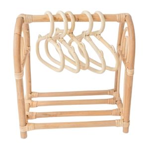 Porte-vêtements pour poupées en rotin naturel fait main avec cintres, support de vêtements miniature bohème, organisateur de rangement durable pour jouets de chambre d'enfant - Product Image 2