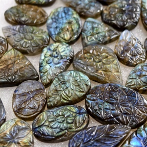 Lot de cabochons sculptés en labradorite naturelle, formes variées, pour la fabrication de bijoux - 21x19x3mm 39x22x3mm Moyenne 23 carats - Product Image 4