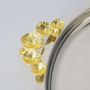 Plateau de service en métal de style indien élégant, au look distinctif, adapté aux intérieurs chics et aux environnements hôteliers - Product Image 3