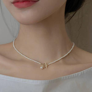 Collier léger de luxe Shi Jia pour femme, avec boucle OT, perles d'eau douce naturelles, design de perles de riz extrêmement petites, collier clavicule - Product Image 4