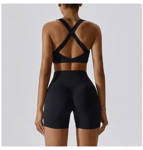 Conjunto Deportivo Unisex Rosa Filadelfia, Chaqueta Ajustada de Manga Corta, Top Corto, Leggings de Cintura Alta, Shorts, Absorbe la Humedad - Product Image 2