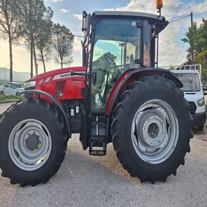 Compre el tractor de ruedas Massey Ferguson 6712 automático 4WD con bomba potente, motor y caja de cambios diseñados para trabajos pesados. - Product Image 4