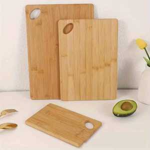 Planche à découper en bois robuste pour la cuisine |   Planche à découper en bois massif pour chefs professionnels et cuisine à domicile - Product Image 1