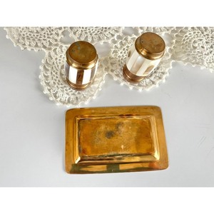 Salero de Latón Vintage con Tapa Perforada, Contenedor de Hierbas Metálico, Utensilio Decorativo de Cocina - Product Image 3