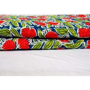 Fait main, écologique, 100% coton pur, respirant, séchage rapide, léger, imprimé à la main, magnifique design indien pour filles et femmes - Product Image 1