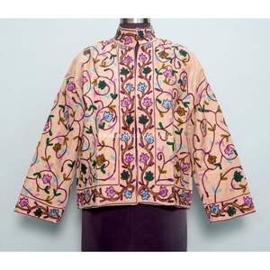 Veste d'hiver matelassée artisanale brodée Cotrise pour femme, coupe régulière, écologique, coupe-vent, 100 % coton, taille unique, best-seller - Product Image 1