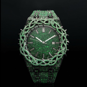 Montre-bracelet de luxe pour homme, quartz, entièrement sertie de diamants CZ, avec bracelet et lunette personnalisées style épines, mode hip-hop - Product Image 1
