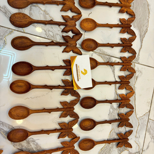 Cuillère en bois authentique du Vietnam pour la préparation professionnelle de pâtisseries et la création de kits de fête tropicaux par 99 Gold Data Co - Product Image 3