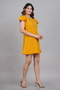 Robe trapèze en coton flammé pour femme, couleur moutarde, manches volantées, col rond, décontractée, été, vintage, moderne, naturelle - Product Image 3