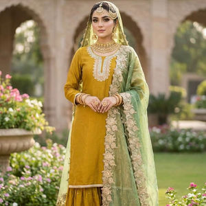 Tenue de mariage et de cérémonie, ensemble sharara à volants avec dupatta - Product Image 1