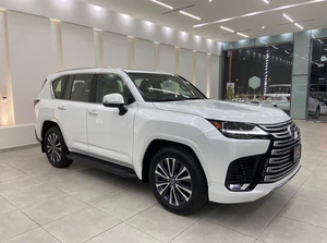 Lexus LX 650 2023 Usado en Excelentes Condiciones, Color Blanco, en Venta - Product Image 4