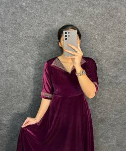 ชุดเดรสผ้ากำมะหยี่งานฝีมือสุดหรู ใส่ได้ทุกวัน ราคาขายส่ง เสื้อผ้าชาติพันธุ์ ผ้าฝ้ายคุณภาพดี แห้งเร็ว หลายสี - Product Image 2