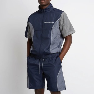 Conjunto Deportivo para Hombre en Azul Marino, Chaqueta de Manga Corta con Paneles en Gris y Pantalones Cortos a Juego, Corte Regular, para Todas las Temporadas - Product Image 1