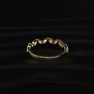 Anillo de Diamantes de Media Eternidad con Diseño Zig Zag Marquise, Anillo de Compromiso y Boda de Lujo, Oro Amarillo de 14K, Diamantes VVS-VS - Product Image 4