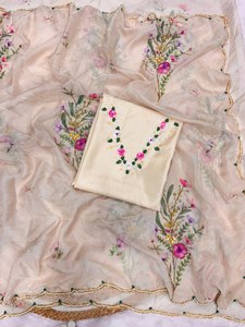 Sari magnifique à imprimé floral spécial pour les occasions spéciales (fêtes, réceptions, quotidien) avec un magnifique tissu pour la blouse, à prix raisonnable - Product Image 5