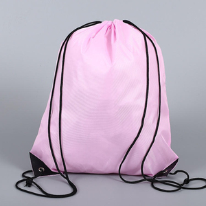 Sacs à dos à cordon personnalisés en polyester imperméable et écologique, avec logo sérigraphié, pour le football et les sports, multicolores - Product Image 4
