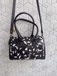 Ensemble de 2 sacs à main et pochettes en cuir sculpté à la main avec motifs floraux, style bohème, bandoulière, faits main, style western, élégants, pour femmes, usage quotidien - Product Image 2