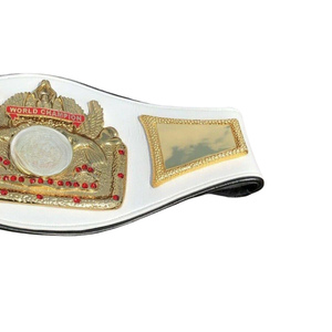 Ceinture de championnat Gold Crown avec accents de pierres rouges et plaques personnalisables – Ceinture de titre sportif haut de gamme – Édition Champion du Monde - Product Image 5
