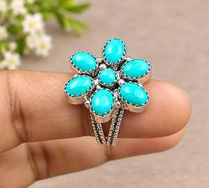 Anillo Floral de Plata de Ley 925 al por Mayor con Turquesa Natural, Gema Ovalada y Engaste de Dientes de Sierra, Anillo de Declaración Floral con Diseño de Racimo - Product Image 2