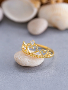 Yellow Gold Heart <b>Crown</b> Lab Grown Diamond <b>Ring</b> - Product Image 5